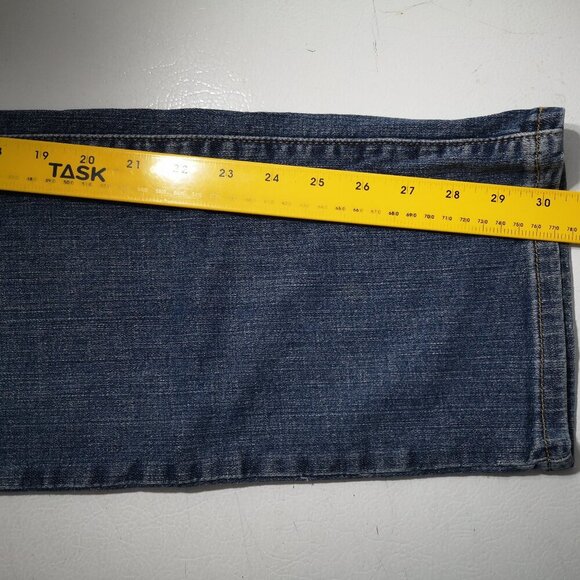 Levi's 505 Straight Leg Ladies Size 14M Medium Wash Blue Jeans - Picture 15 of 15